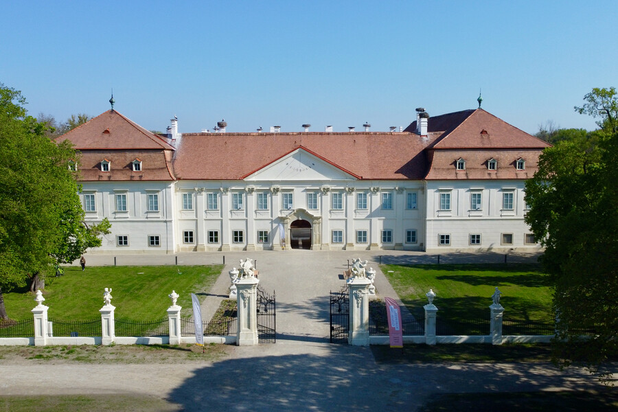 Eine der Locations für die Gartenlust, Schloss Marchegg in Niederösterreich.