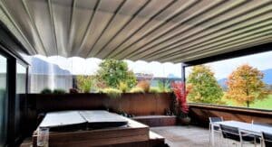 Dachterrasse, Loggia oder Wintergarten mit PVC-Dach zum Öffnen von DolenzGollner.