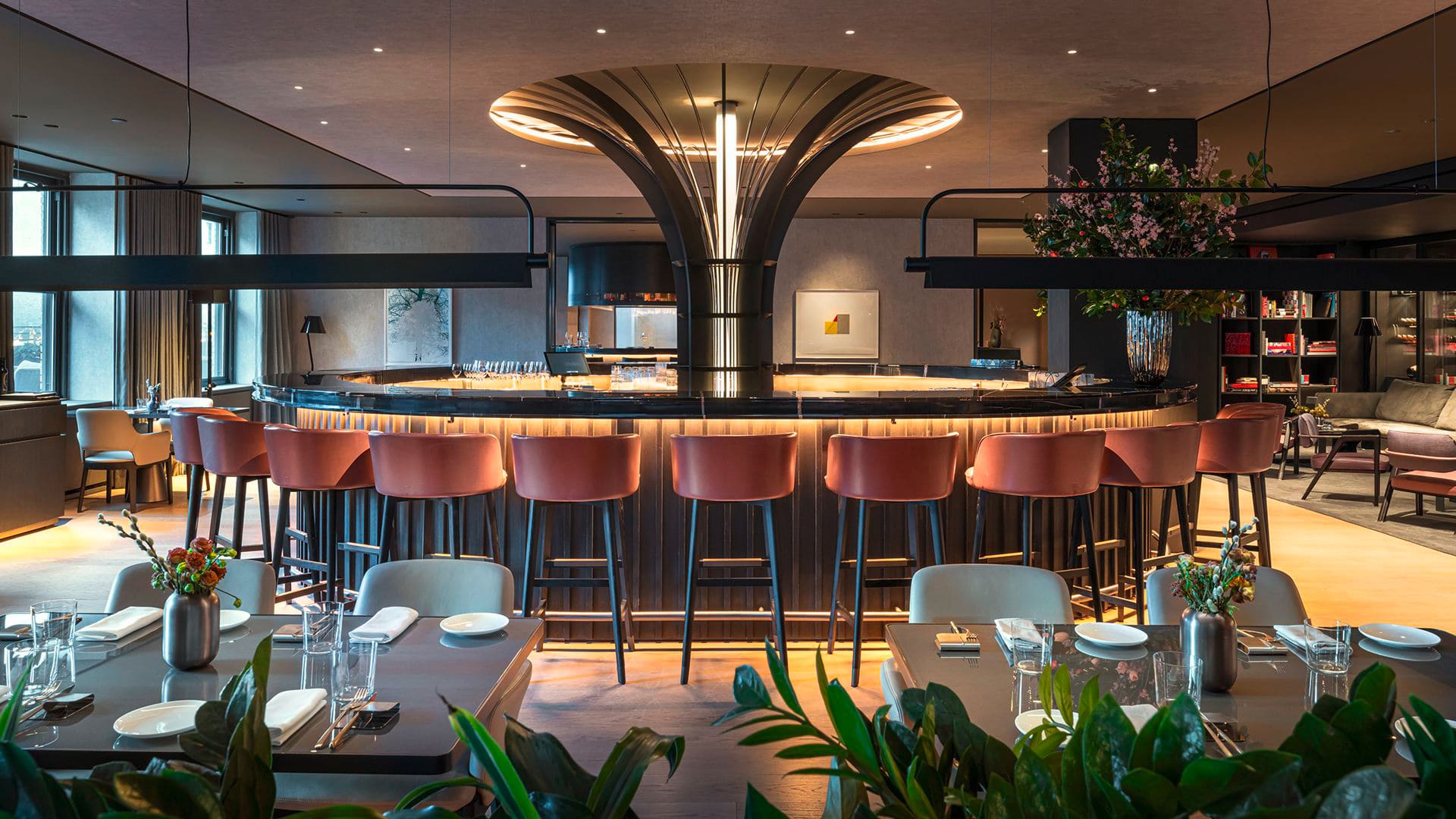 Gessi zeigt das Restaurant mit großer Bar im CORE: New York.