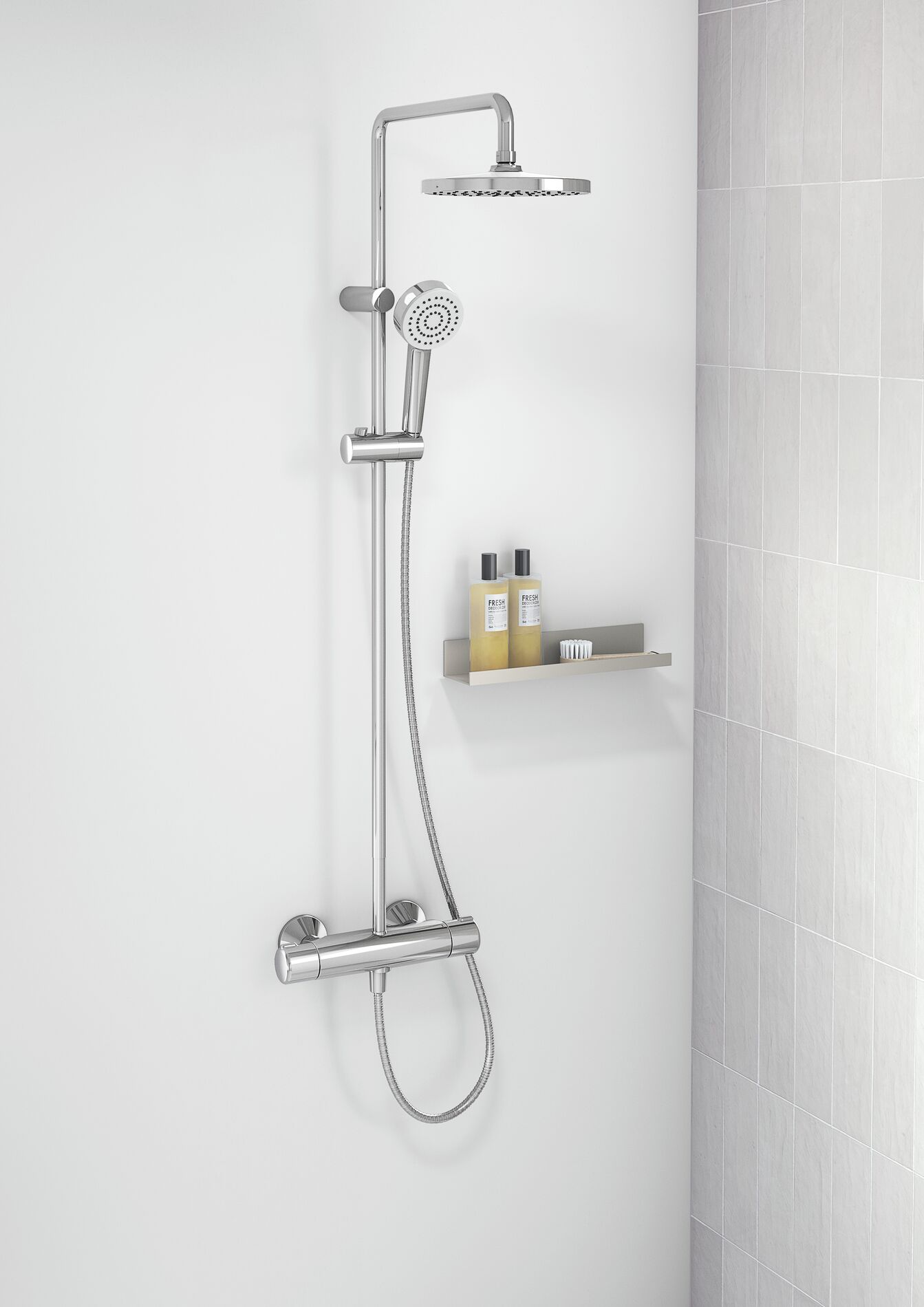 HANSA präsentiert eine Duscharmatur mit Hand- und Kopfbrause aus der Serie HANSABASIC.