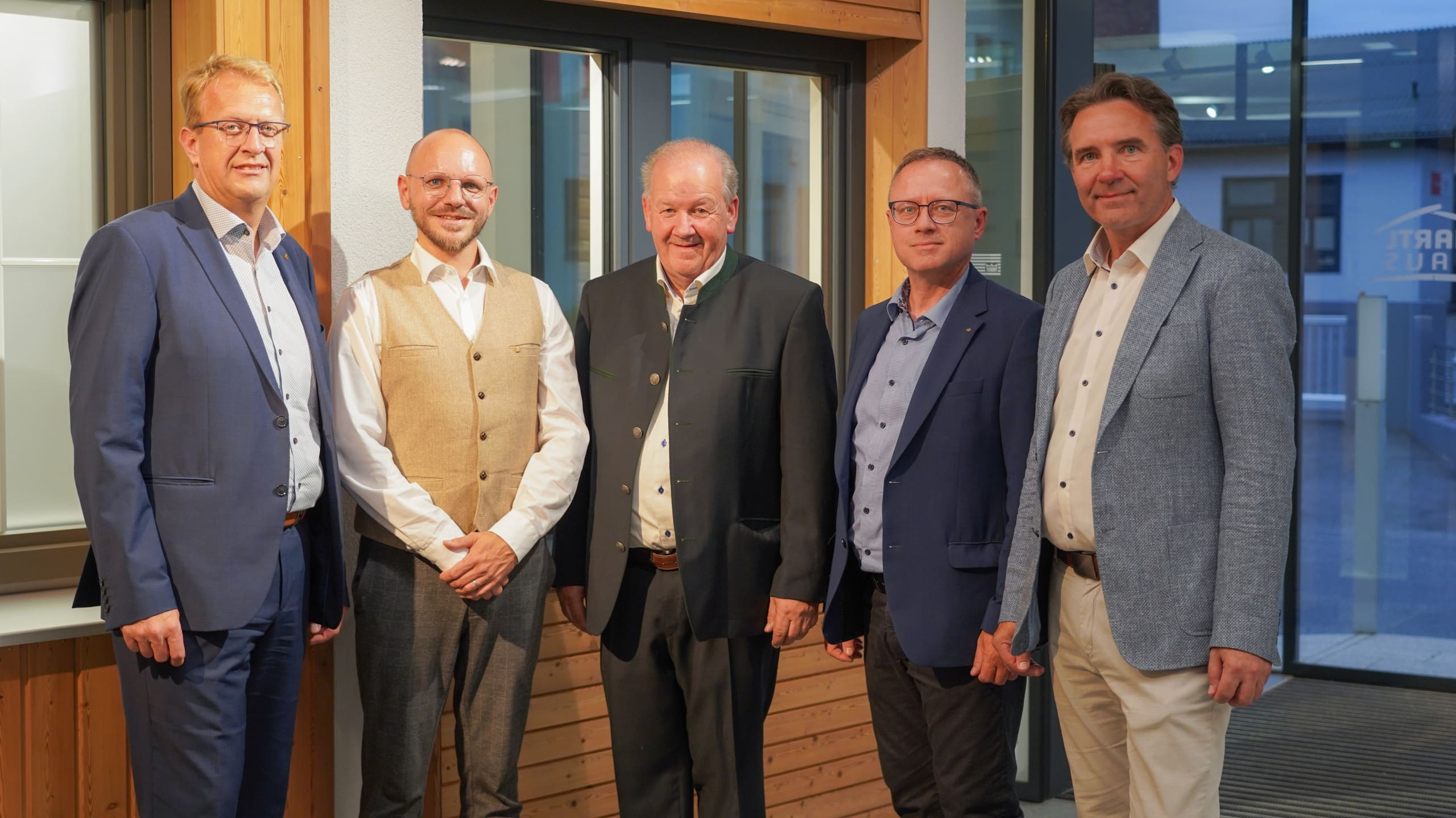 Gemeinsamer Informationsabend von HARTL HAUS & der Waldviertler Sparkasse mit Dir. Peter Hochleitner, Matthias Hold, Michael Drexl, Martin Bogg und Michael Datler.