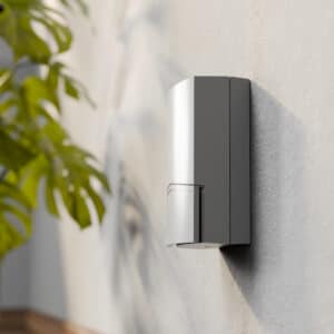 Eine Jablotron JA-154A drahtlose, batteriebetriebene Innensirene ist in einer detailierten Seitenansicht dargestellt und dient der akustischen Alarmierung im Innenbereich von Heimdall Alarmsysteme.