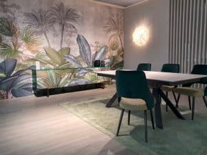 Esszimmer mit Designboden und Hydrowall von LICO Austria.
