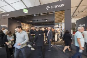 Geschäftiges Treiben auf der Fachmesse area30.