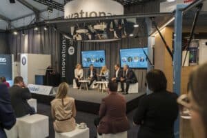 Der Diskussionspanel der "innovation area" ist ein weiteres Highlight der Fachmesse area30.