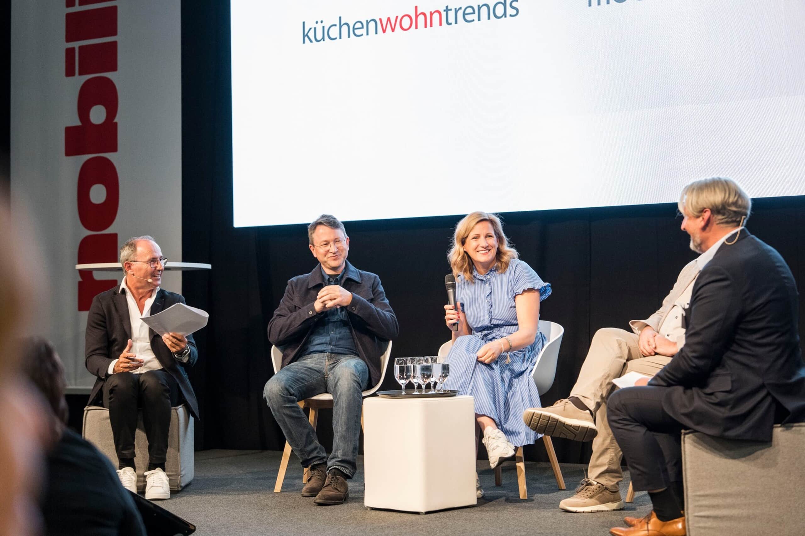 Paneldiskussion mit Küchenexperten auf der Messe "küchenwohntrends".
