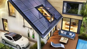 Ein Privathaus mit Wallboxen und dachmontierten Solarpaneelen präsentiert bei den E-Car-Days der WEBUILD Energiesparmesse Wels.
