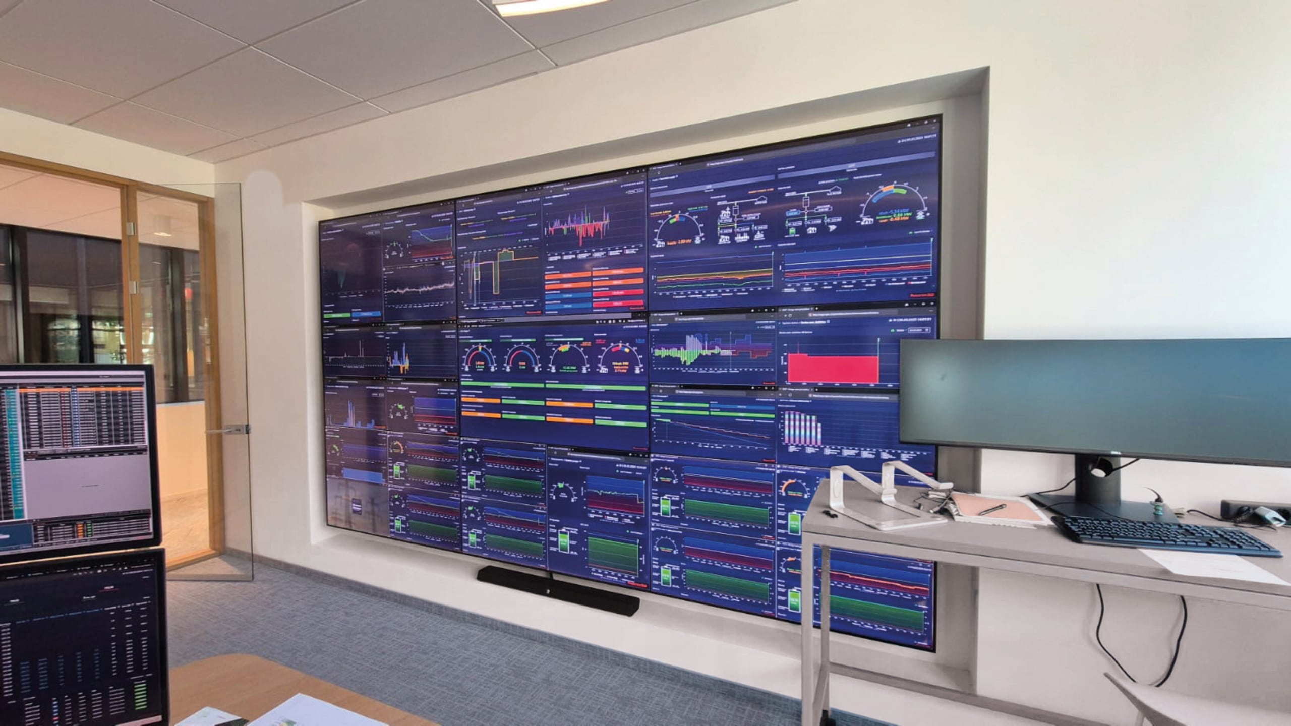 NGEN Austria zeigt eine ESGP-Schaltzentrale.