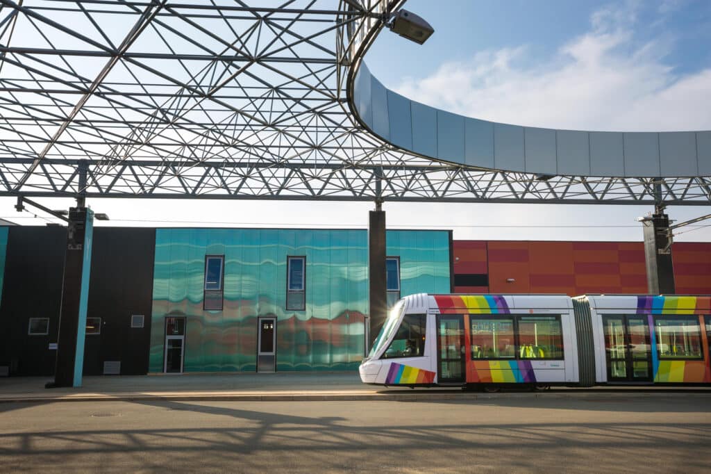 Thermokon präsentiert das Referenzprojekt Straßenbahndepot der RATP Angers.
