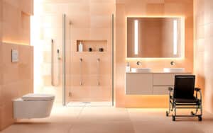 Konzepte für Seniorenwohnheime bzw. barrierefreies Wohnen. Modernes, barrierefreies Badezimmer mit Sicherheitshaltegriffen und bodengleicher Dusche.