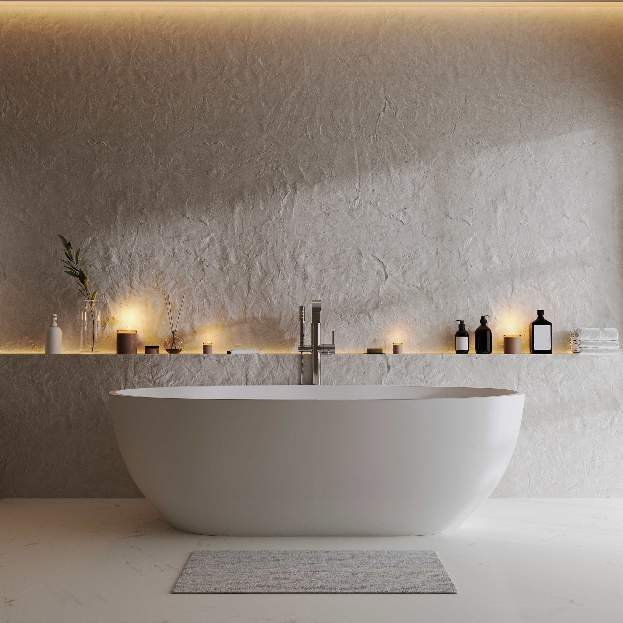 Heruntergeladen Luxuriöses Badezimmerinterieur mit einer weißen, freistehenden Badewanne und dekorativer Wand mit grober Spachtelung, Regal mit Dekoration und Badaccessoires, 3D-Rendering