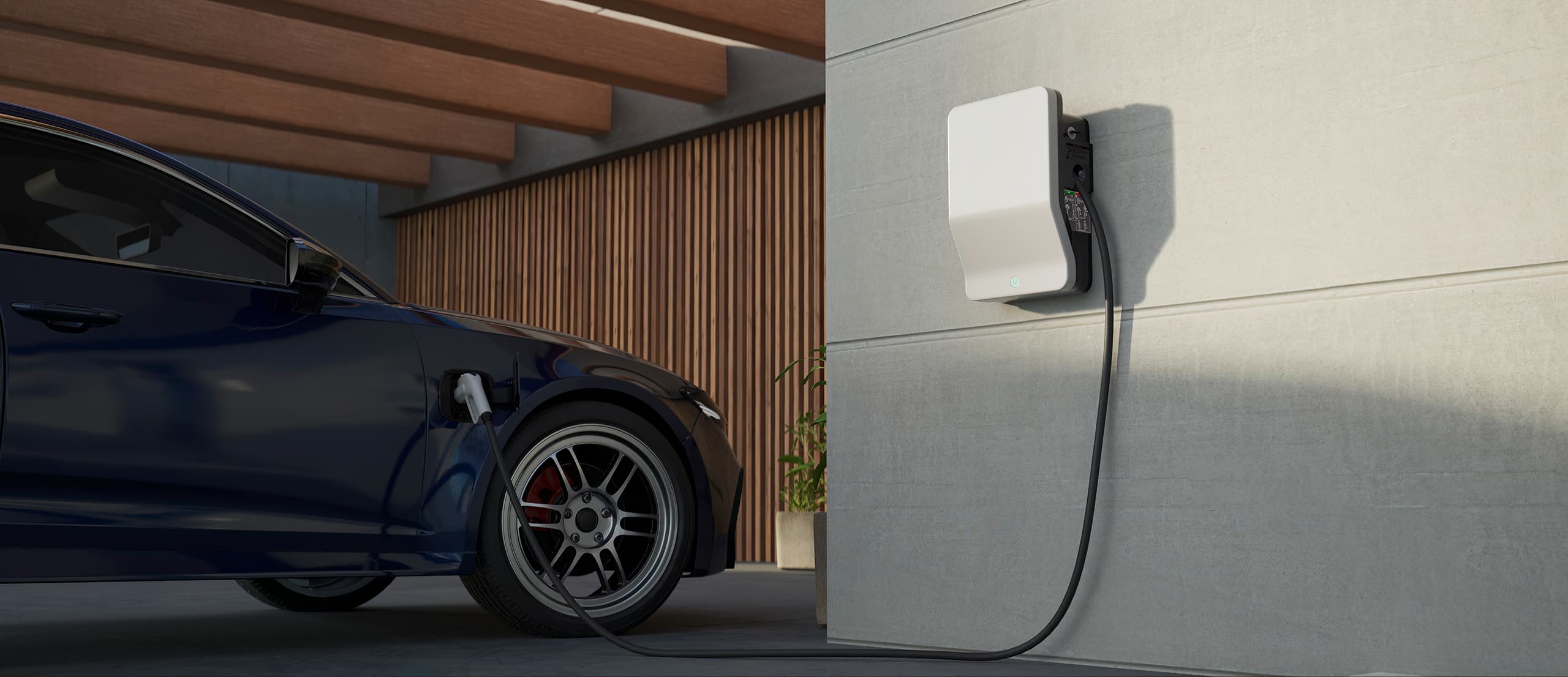 Elektroauto wird gerade via einer Wallbox geladen.